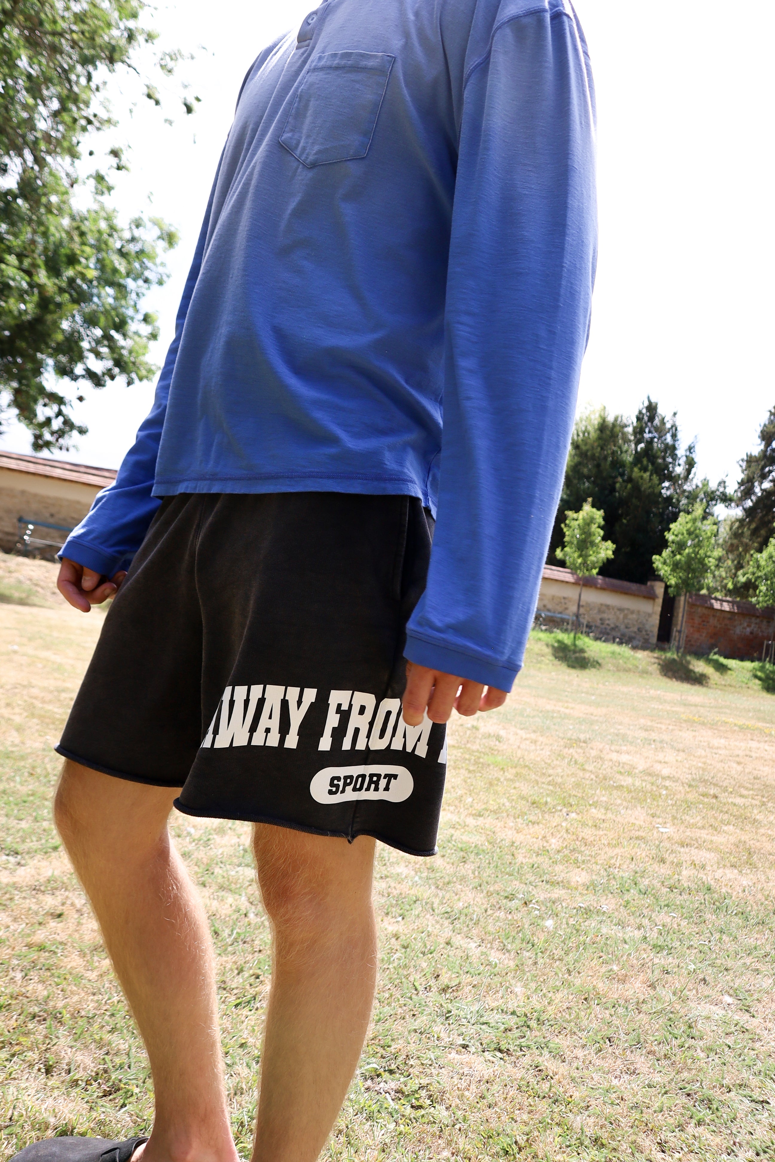 CUT OFF VARSITY SHORT
