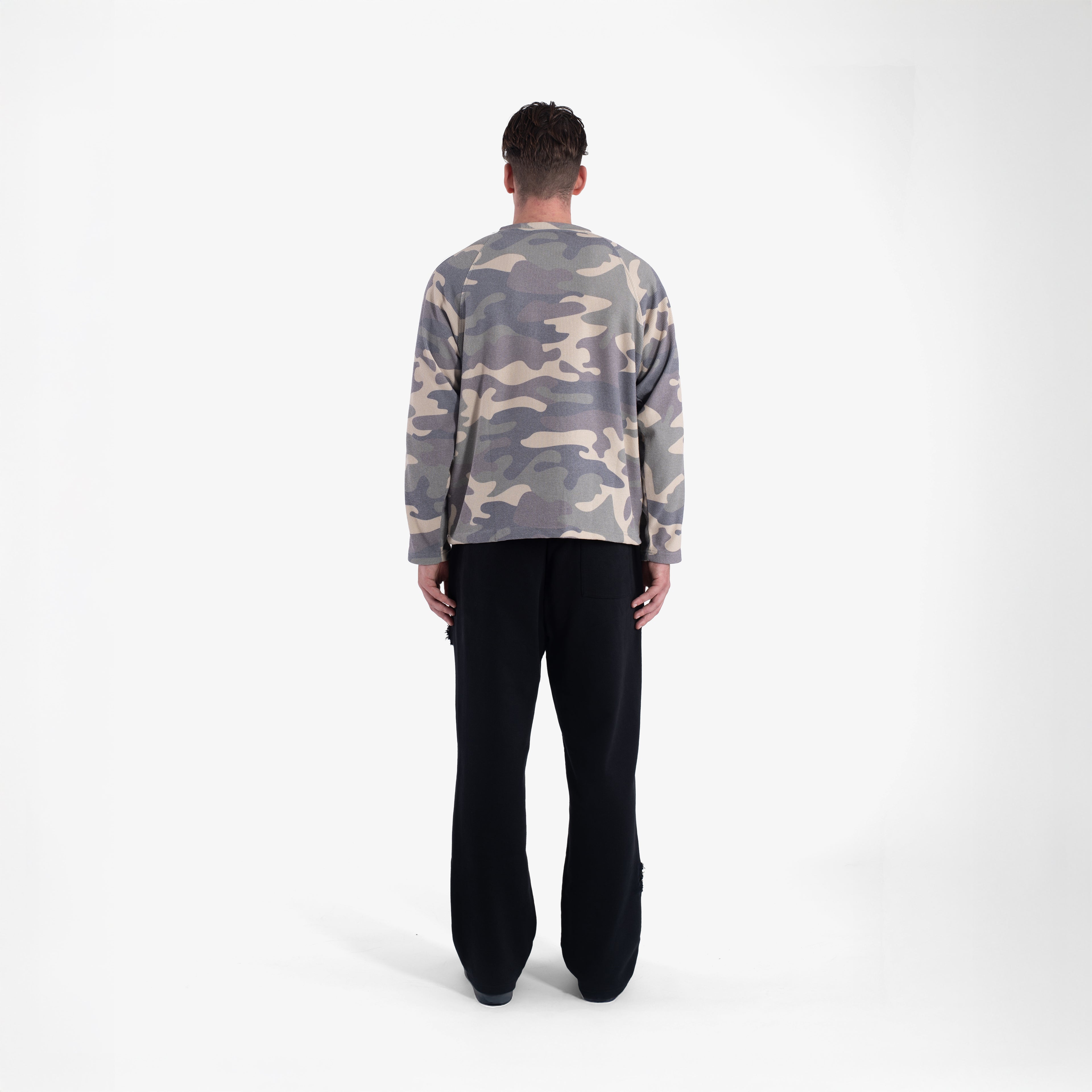 CAMO WAFFLE KNIT LONGSLEEVE