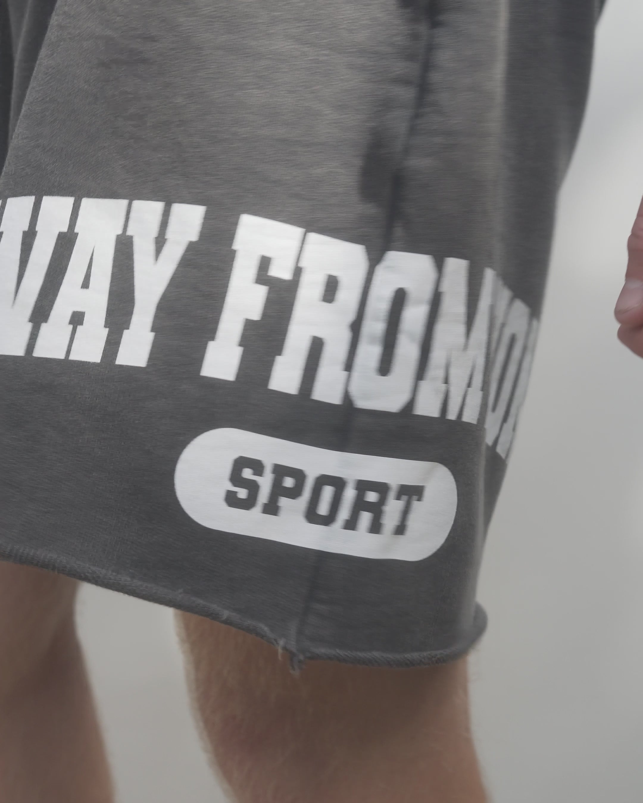 CUT OFF VARSITY SHORT